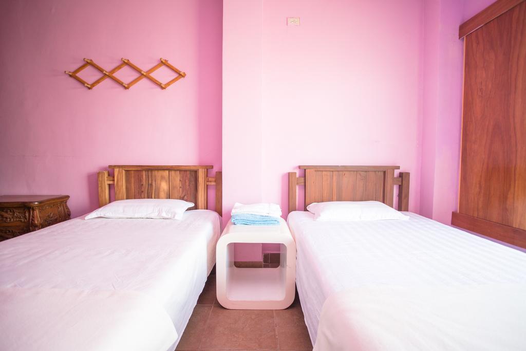 G.T. Guest House Garapan Rum bild